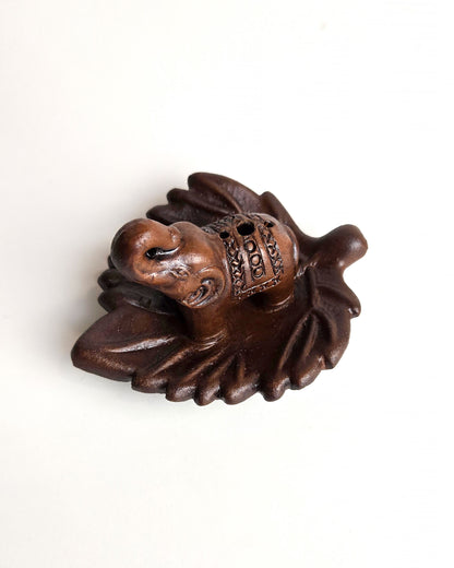 terra cotta elephant incense holder top